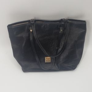 Dooney and bourke black ostrich purse